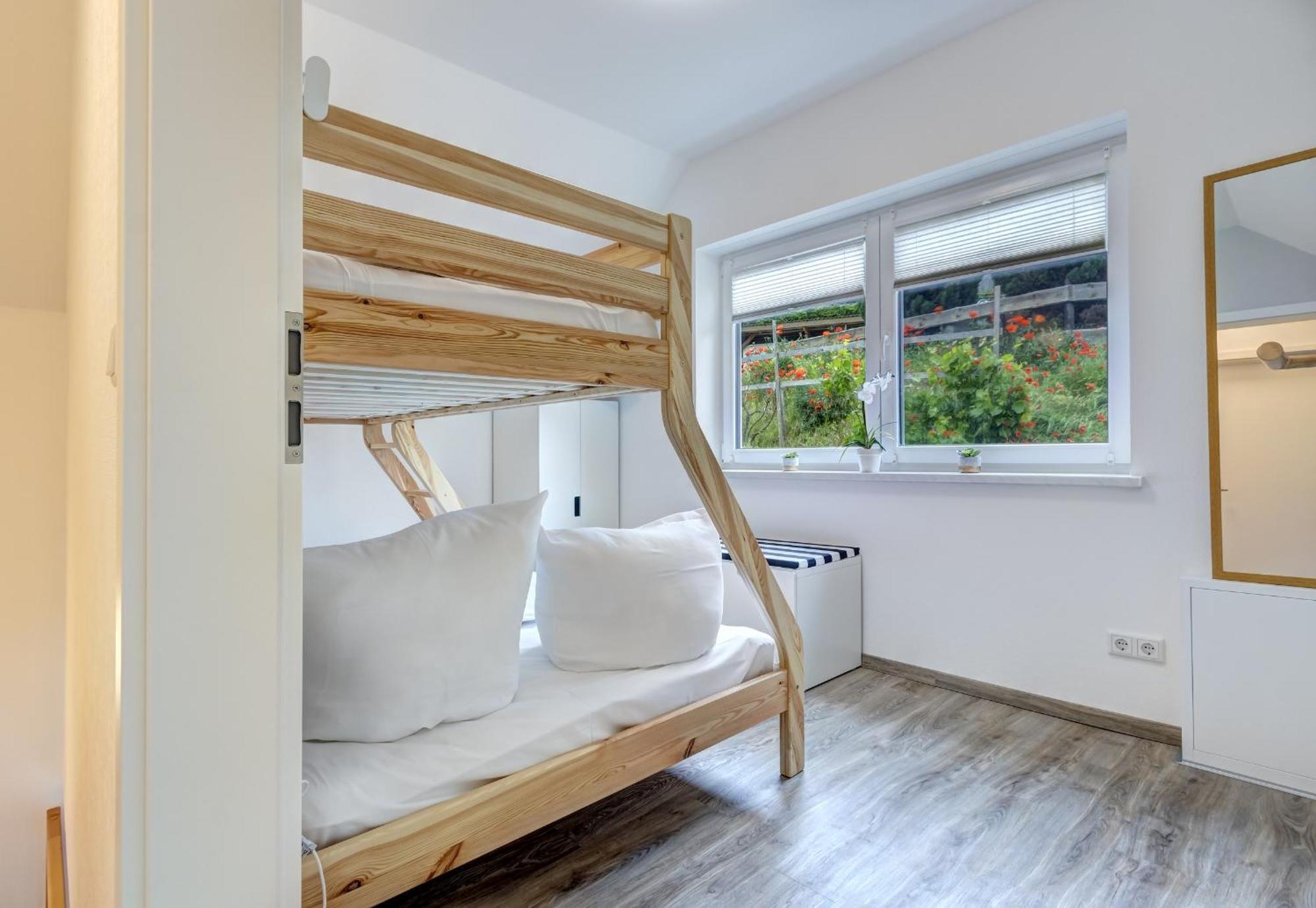 Haus Strandkoerv Mit Fass-Sauna Loddin Exteriér fotografie