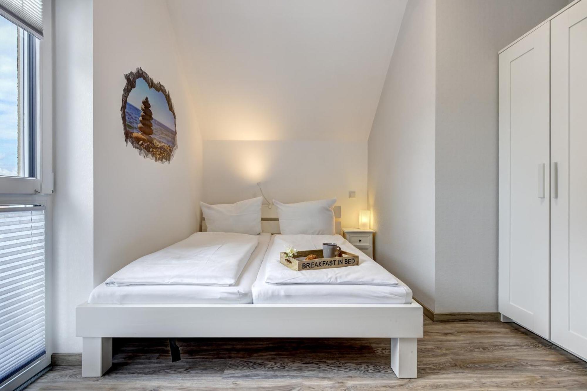 Haus Strandkoerv Mit Fass-Sauna Loddin Exteriér fotografie