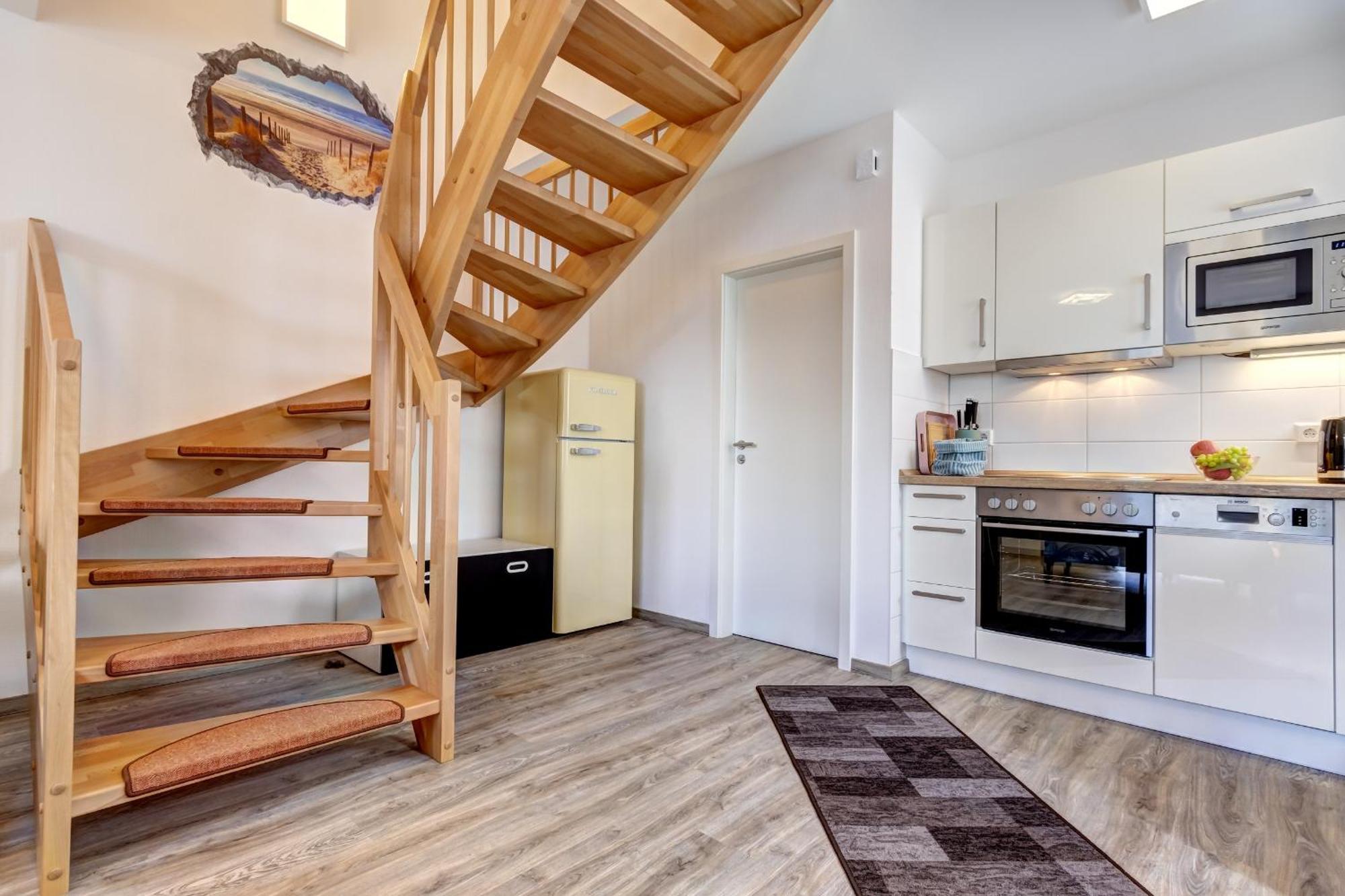 Haus Strandkoerv Mit Fass-Sauna Loddin Exteriér fotografie