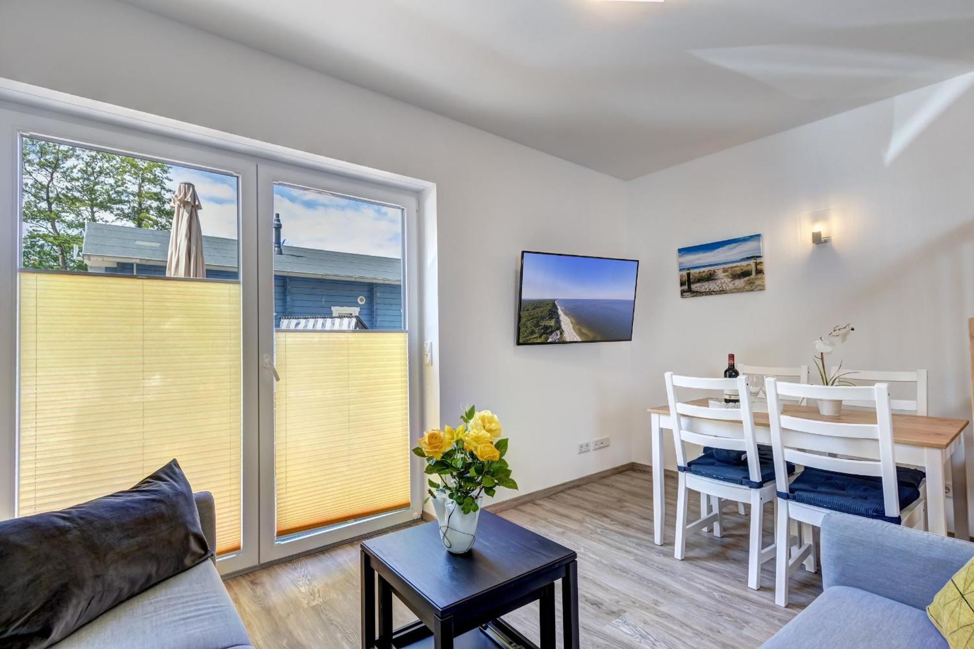 Haus Strandkoerv Mit Fass-Sauna Loddin Exteriér fotografie